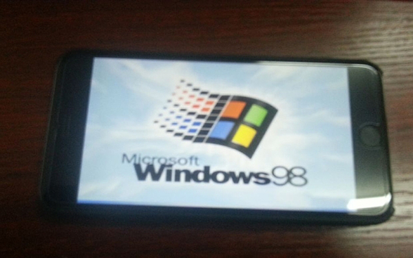 windows-98-funcionando-iphone-6-plus