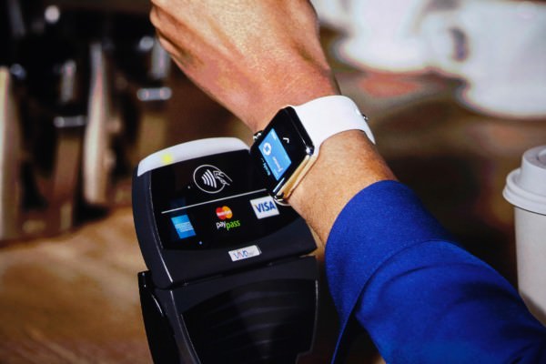 La popularidad de Apple Pay crece entre los duenos del Apple Watch2