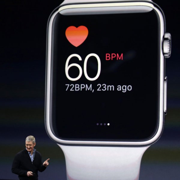 sensor-frecuencia-cardiaca-apple-watch-bajo-lupa-2