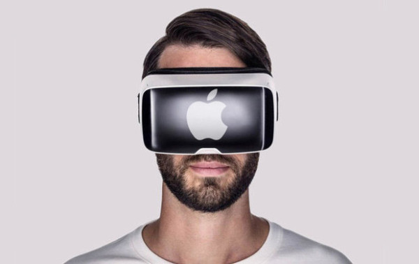 cientos-trabajan-equipo-realidad-virtual-apple-2