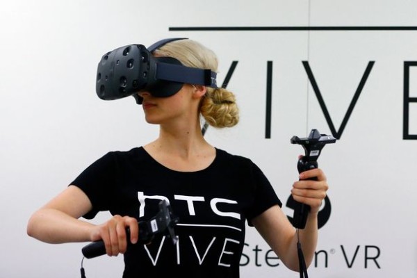 htc-vive-ofrece-realidad-virtual-altamente-efectiva-2